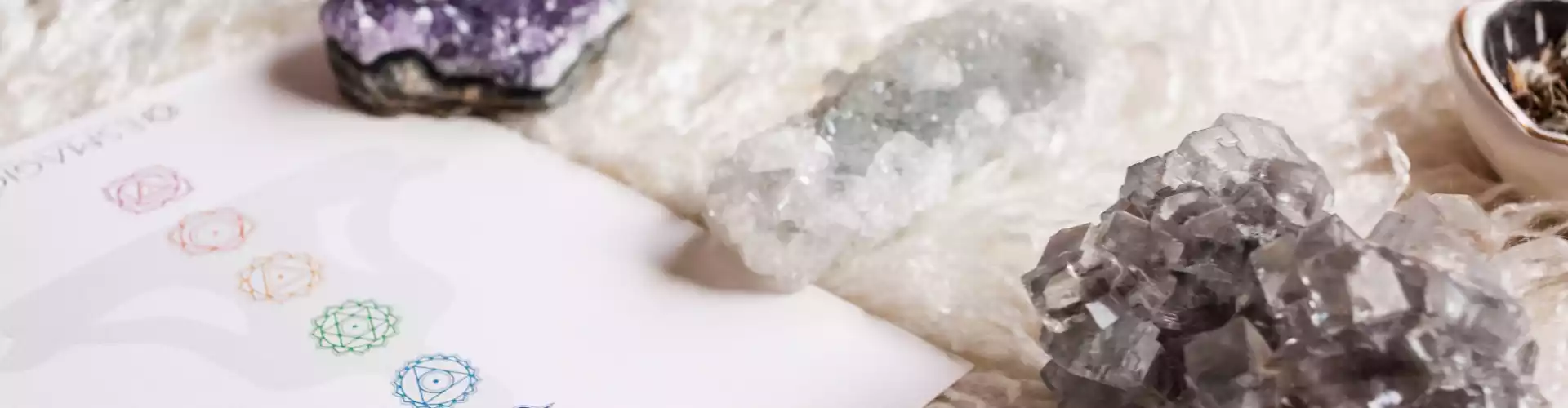 Bundle: Soins énergétiques pour vos Chakras - Online Course by Learn It Live